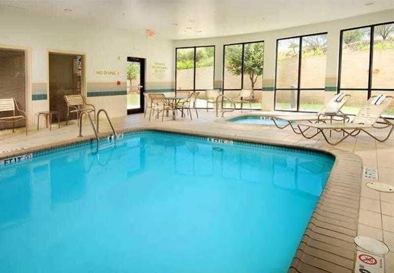 Courtyard By Marriott San Antonio Seaworld/Lackland מראה חיצוני תמונה